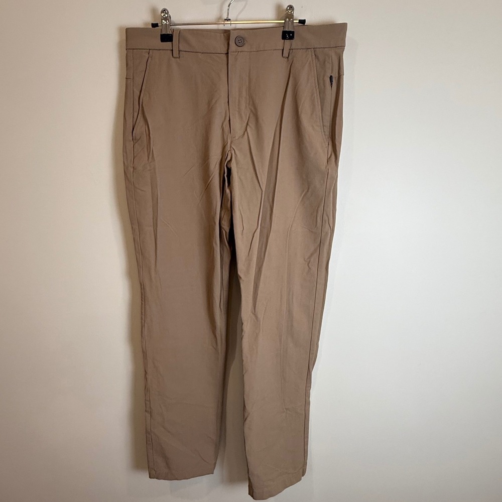 BRADY Mens Tan Chino Golf Pants Size 32 Flat Front Stretch Performance